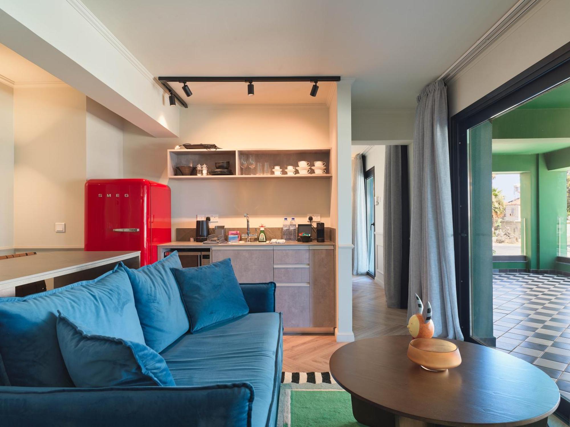 Liv The City Suites Adults Only Larnaca Exterior photo