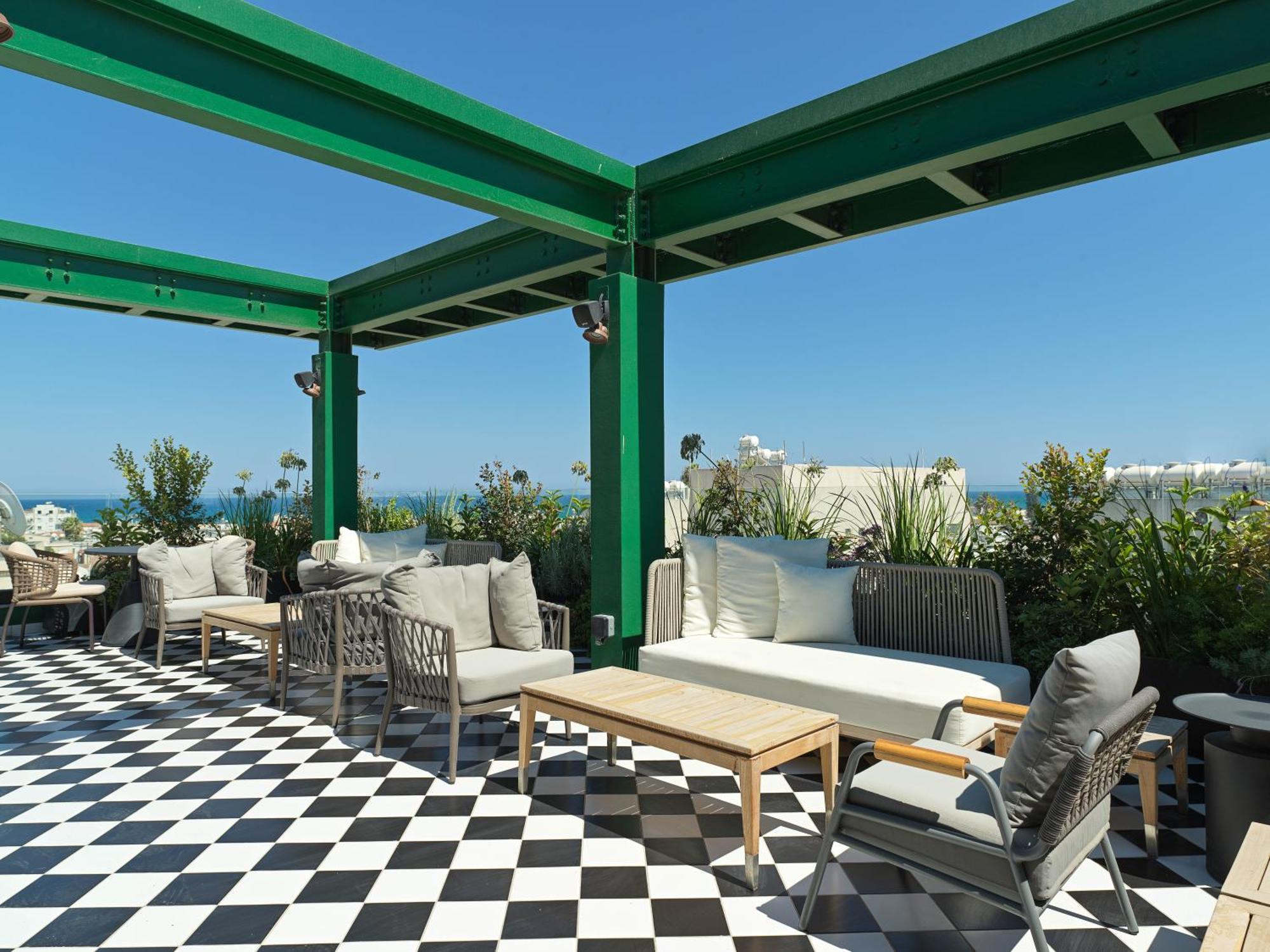 Liv The City Suites Adults Only Larnaca Exterior photo